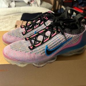 Nike Air Vapormax women’s size 8.5